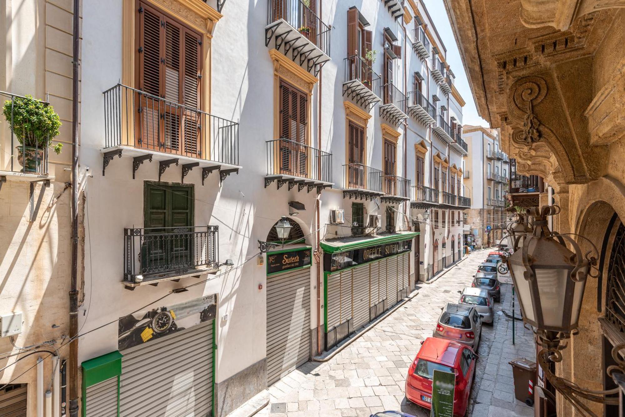 Good Vibes Apartment Nel Centro Storico Palermo Exterior photo